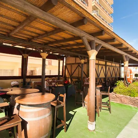 Pyr Private Sunny Pool Side Fuengirola